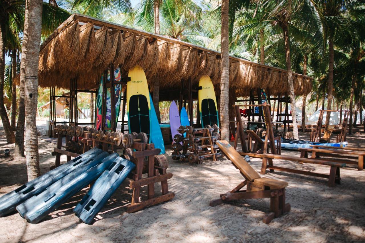 Hola Beach - Beach Club & Eco Glamping Resort Kê Gà Eksteriør billede